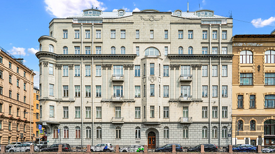Nab. reki Moyki, 36